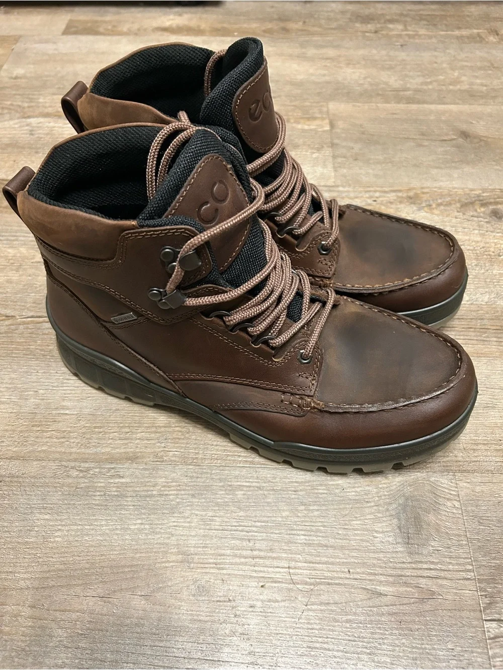 Ecco Track 25 Men’s Size 44 US 10-10.5 Brown Leather Lace-Up Moc Toe Boots